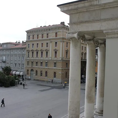 Hotel Centrale 3* Terst