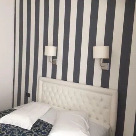 Hotel Centrale 3* Триест